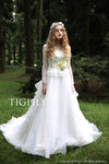 wedding dress (w301)