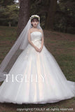 Load image into Gallery viewer, wedding dress (w109)