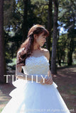 Load image into Gallery viewer, wedding dress (w2025)