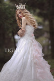 Load image into Gallery viewer, wedding dress (w312)